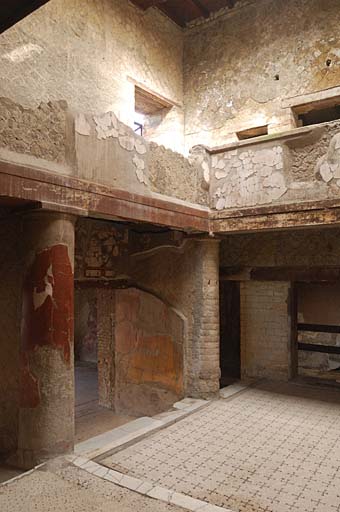 House of the Beautiful Courtyard 2